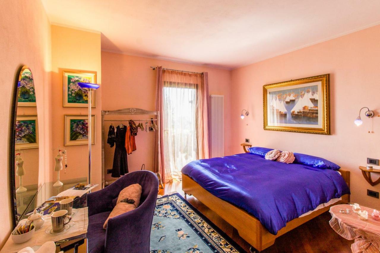 Villa Degli Ulivi B&B Фінале-Лігуре Екстер'єр фото